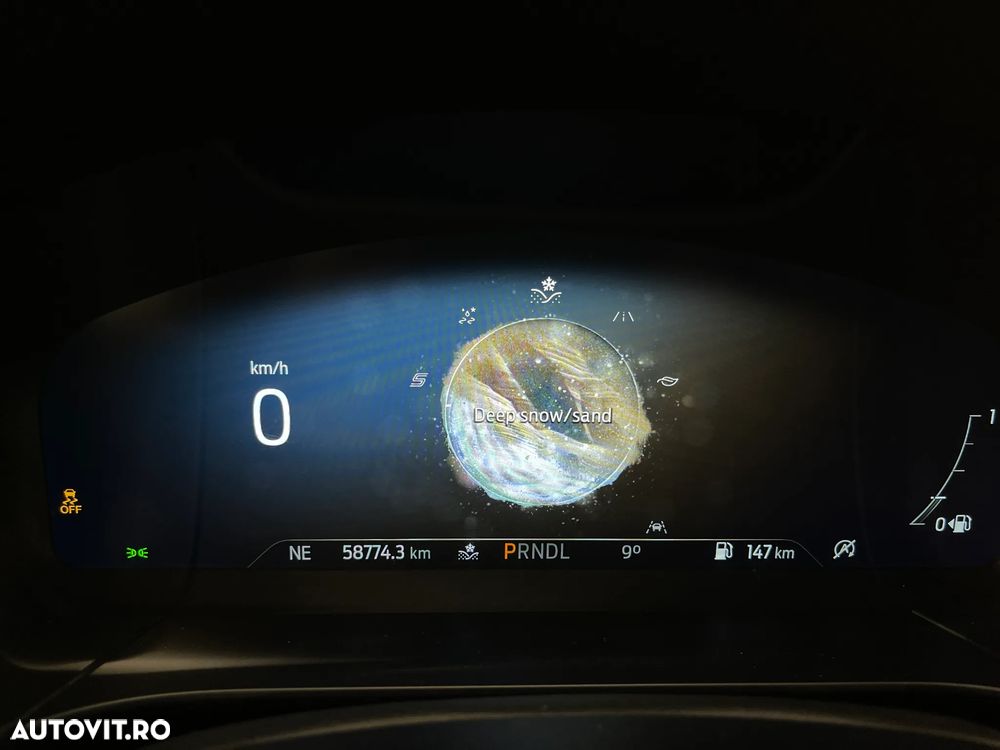 Ford Kuga 2.0 EcoBlue A8 AWD Titanium - 32