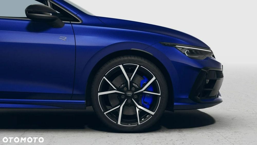 Volkswagen Golf - 6