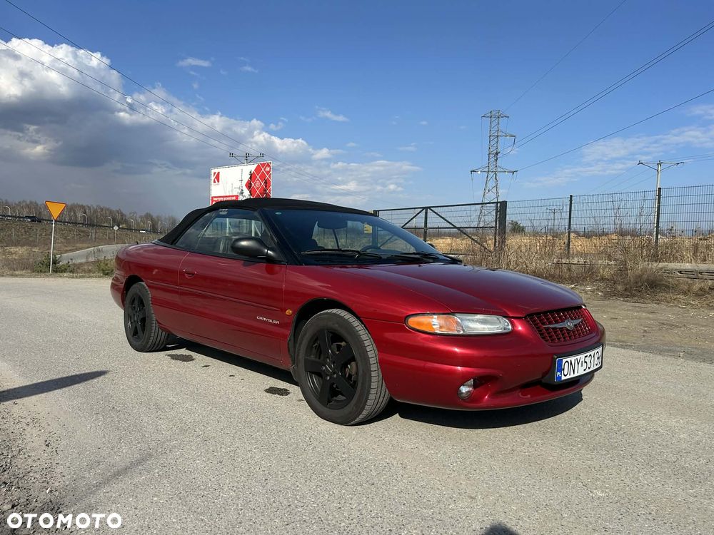 Chrysler Stratus - 4