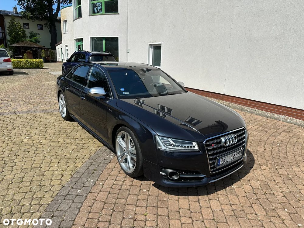 Audi S8 - 5