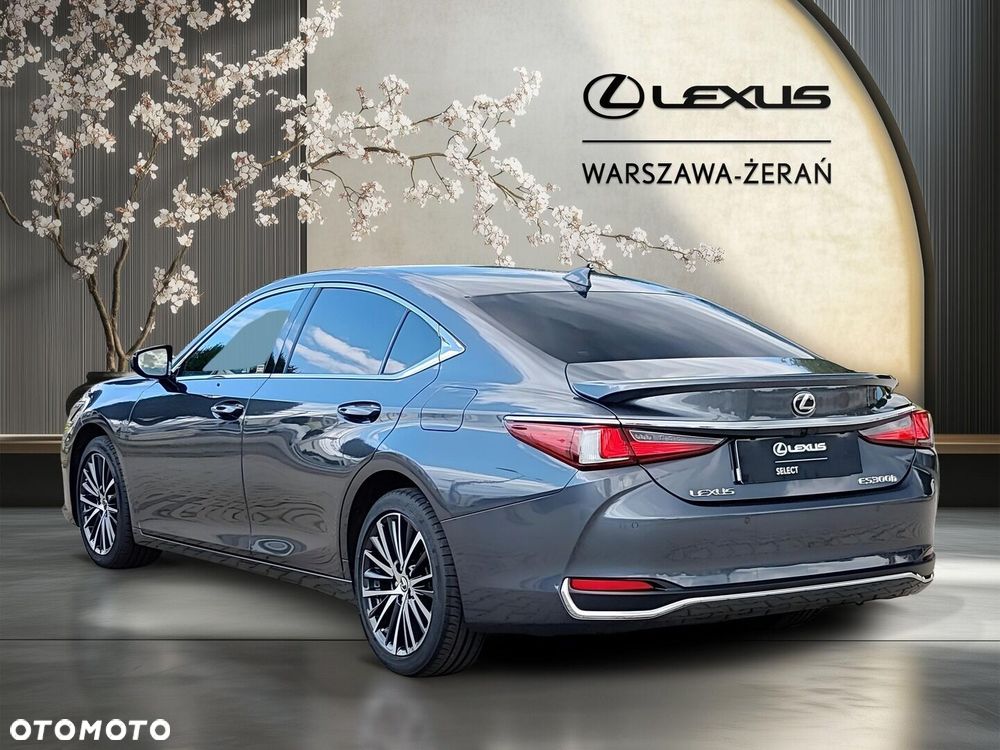Lexus ES 300h Prestige - 5