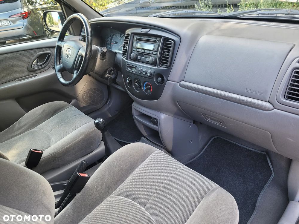 Mazda Tribute 4x4 Comfort - 11