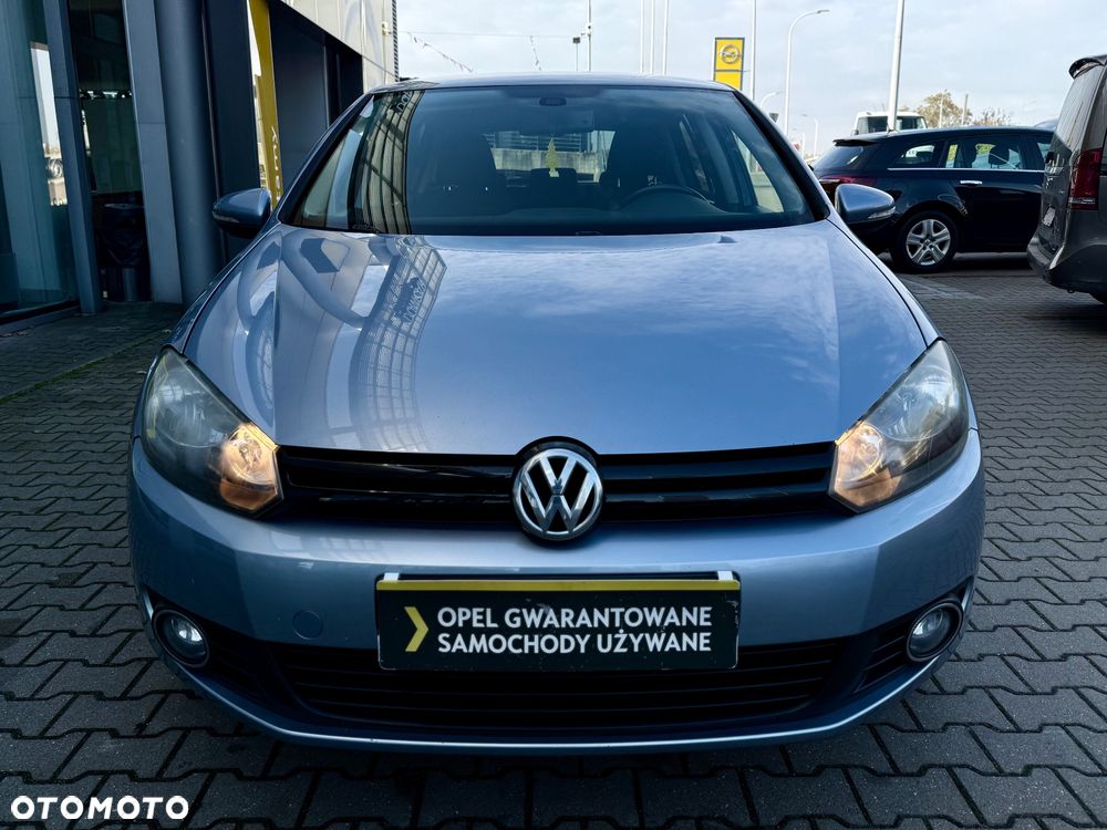 Volkswagen Golf - 6