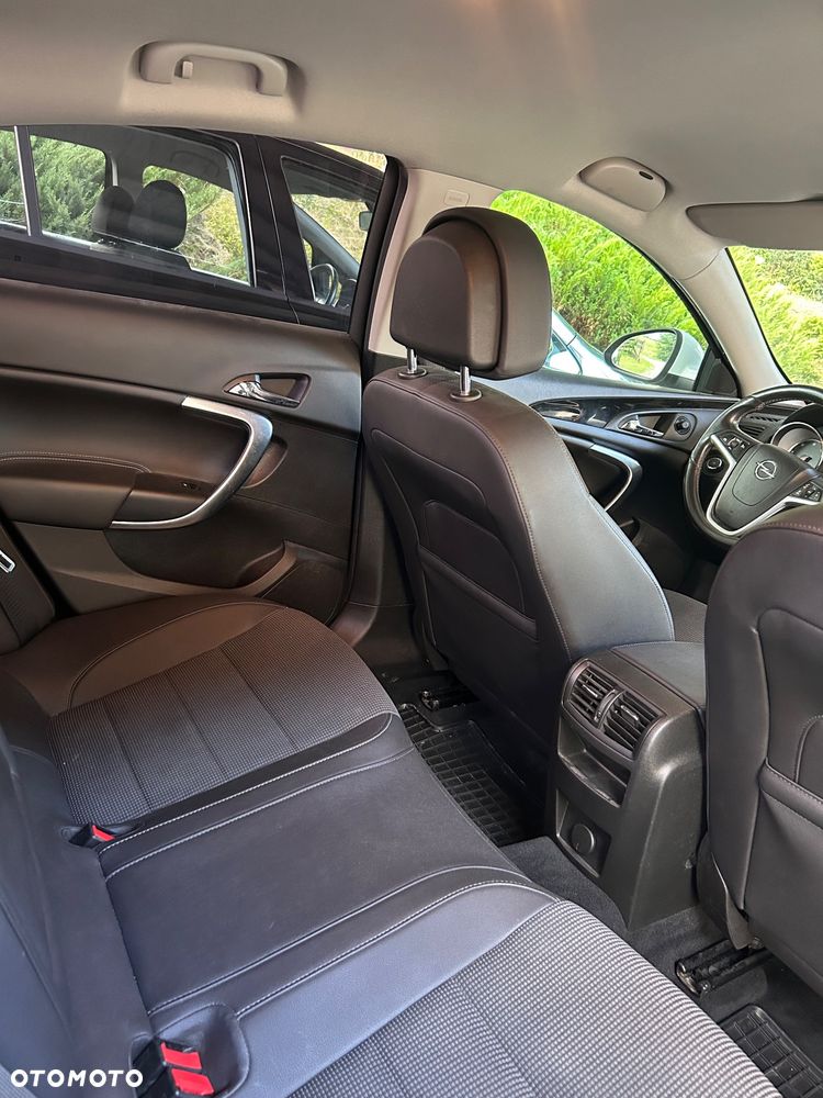 Opel Insignia - 10