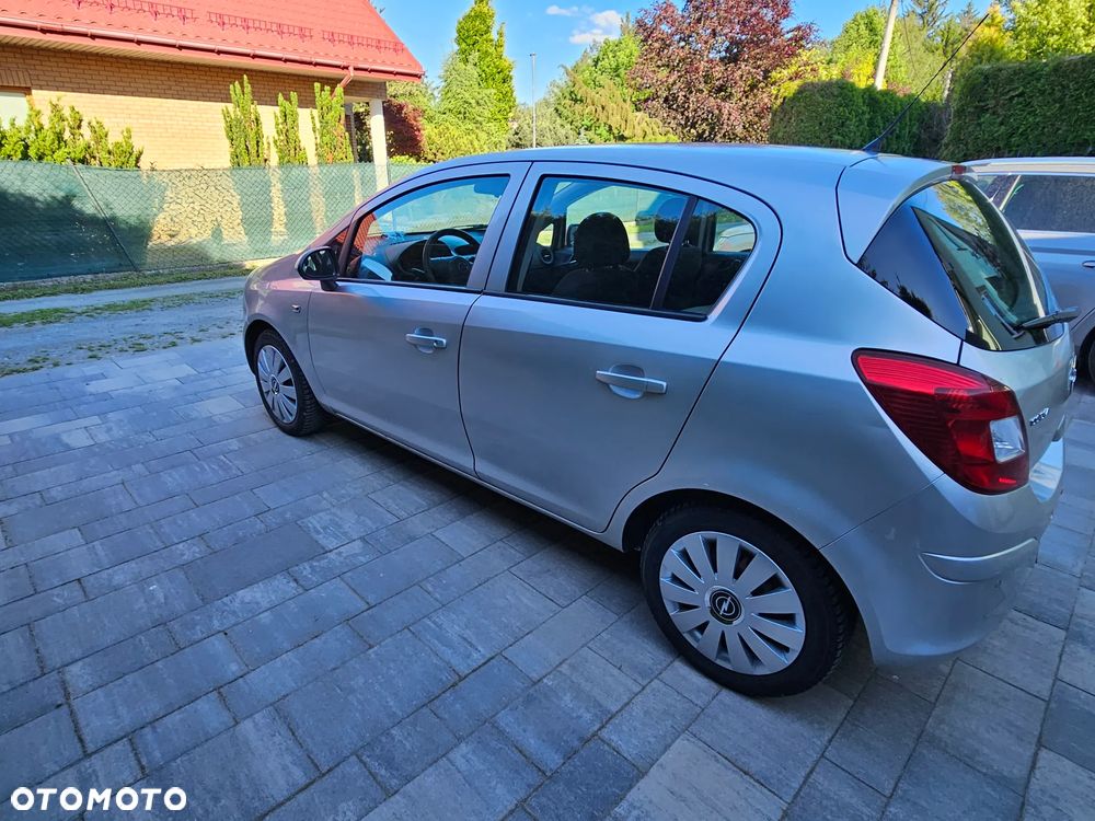 Opel Corsa - 13