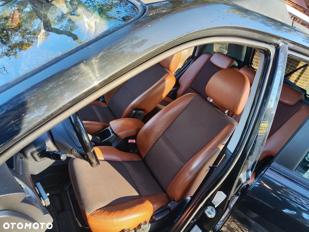 Kia Sportage 2.0 CRDI 2WD Champ - 19