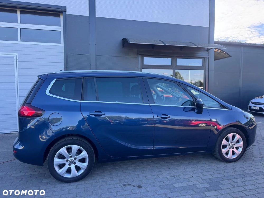 Opel Zafira - 10