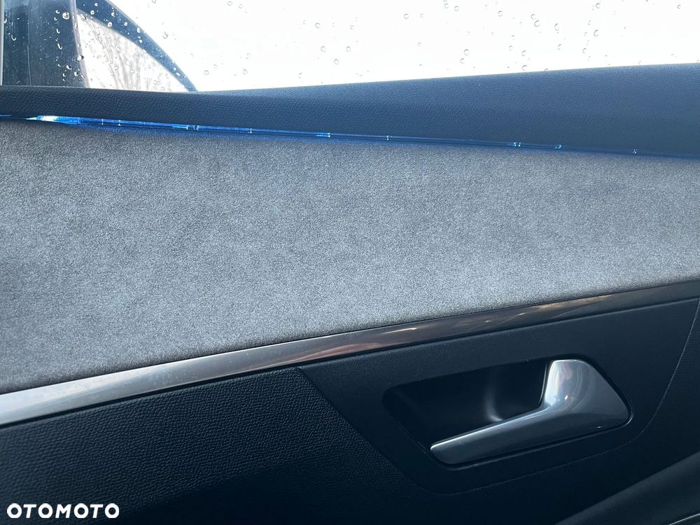 Peugeot 3008 1.6 PureTech GPF GT Line S&S EAT8 - 31