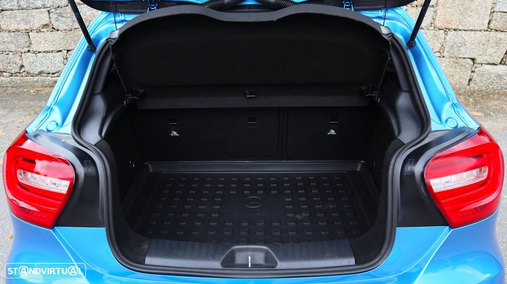 Mercedes-Benz A 160 d AMG Line Aut. - 11