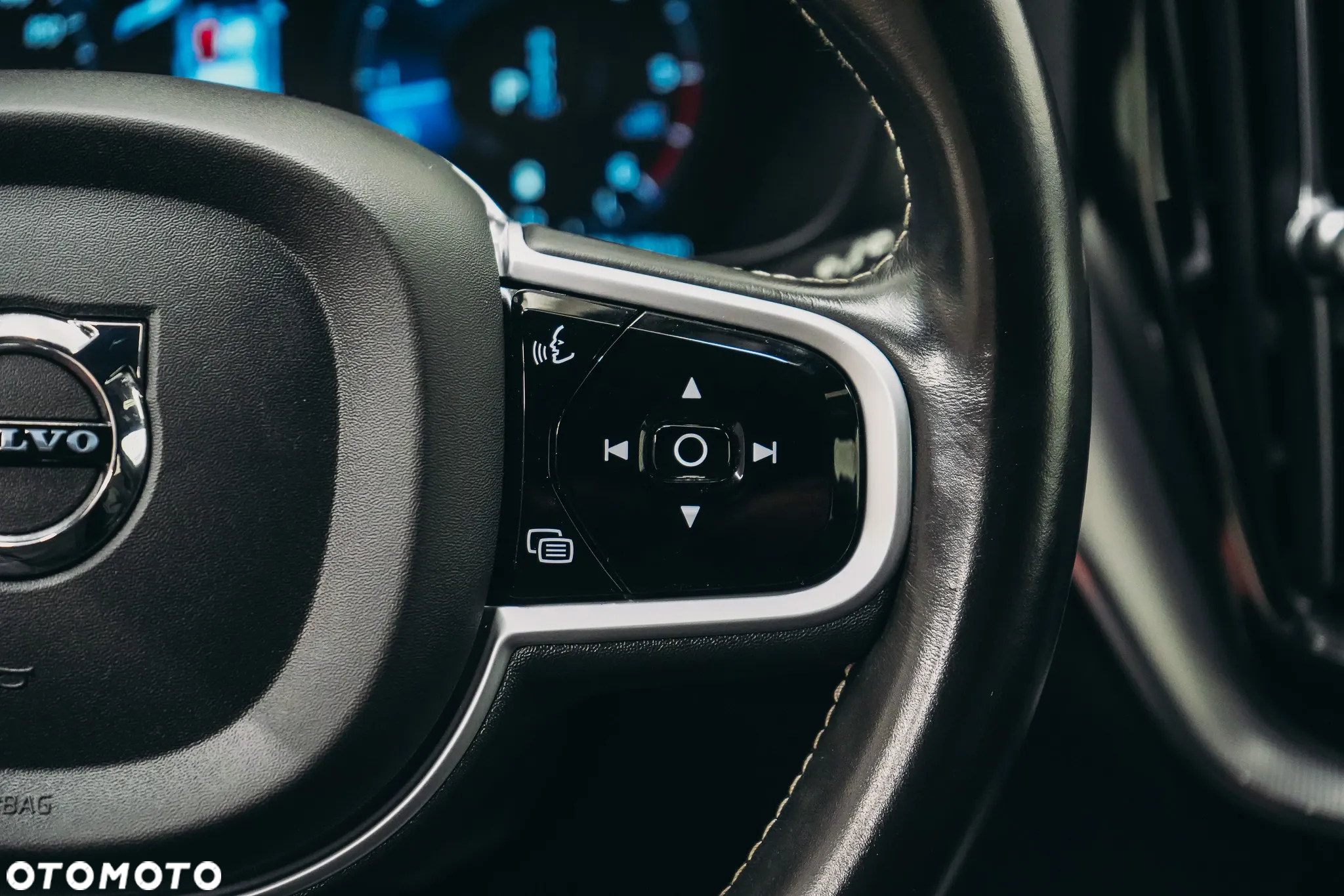 Volvo XC 60 B4 D AWD Geartronic RDesign - 20