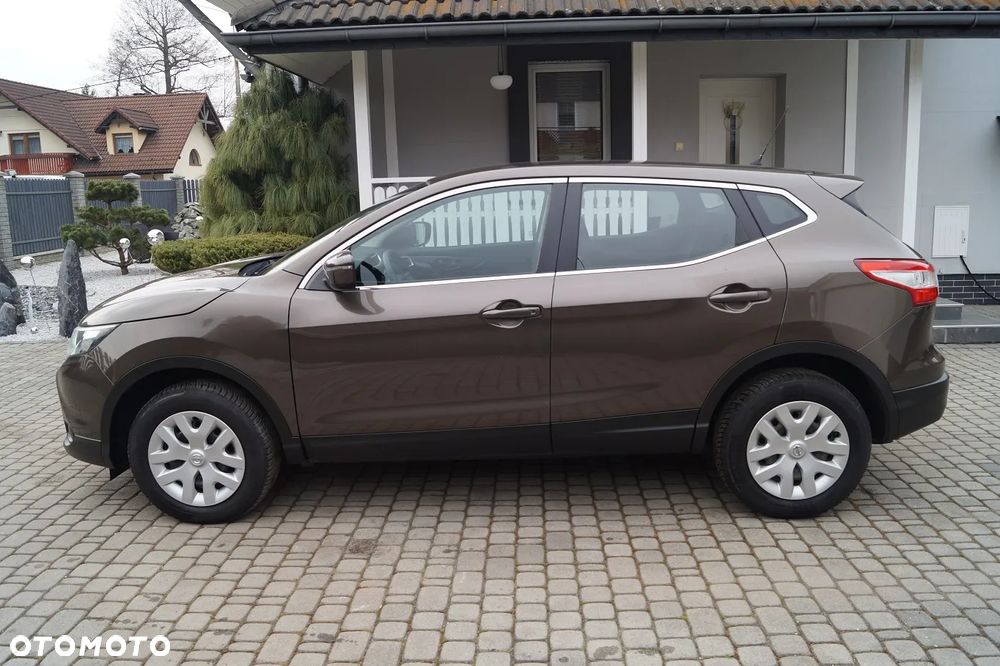 Nissan Qashqai 1.2 DIG-T N-Vision - 10