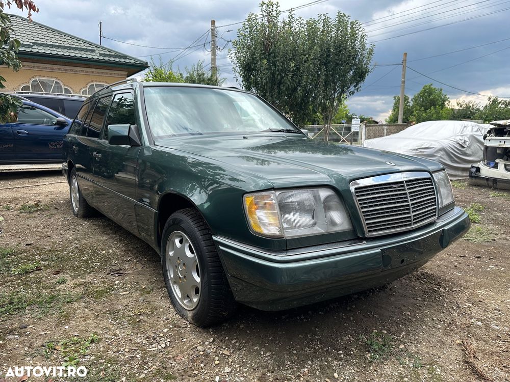 Mercedes-Benz W124 - 1