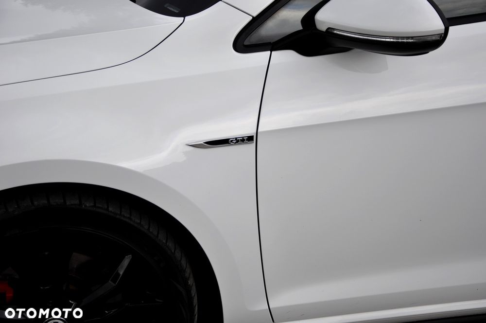 Volkswagen Golf 2.0 TSI BMT GTI - 13