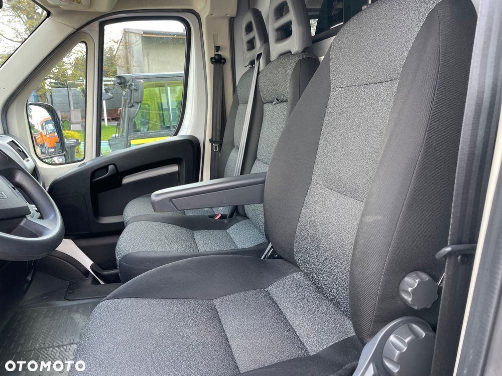 Fiat Ducato Ambulans Karetka Camper Maxxi FULLL XXXXL - 20