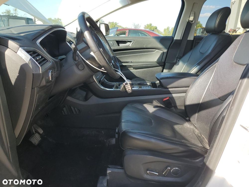 Ford Edge 2.0 EcoBlue Bi-Turbo 4x4 Titanium - 8