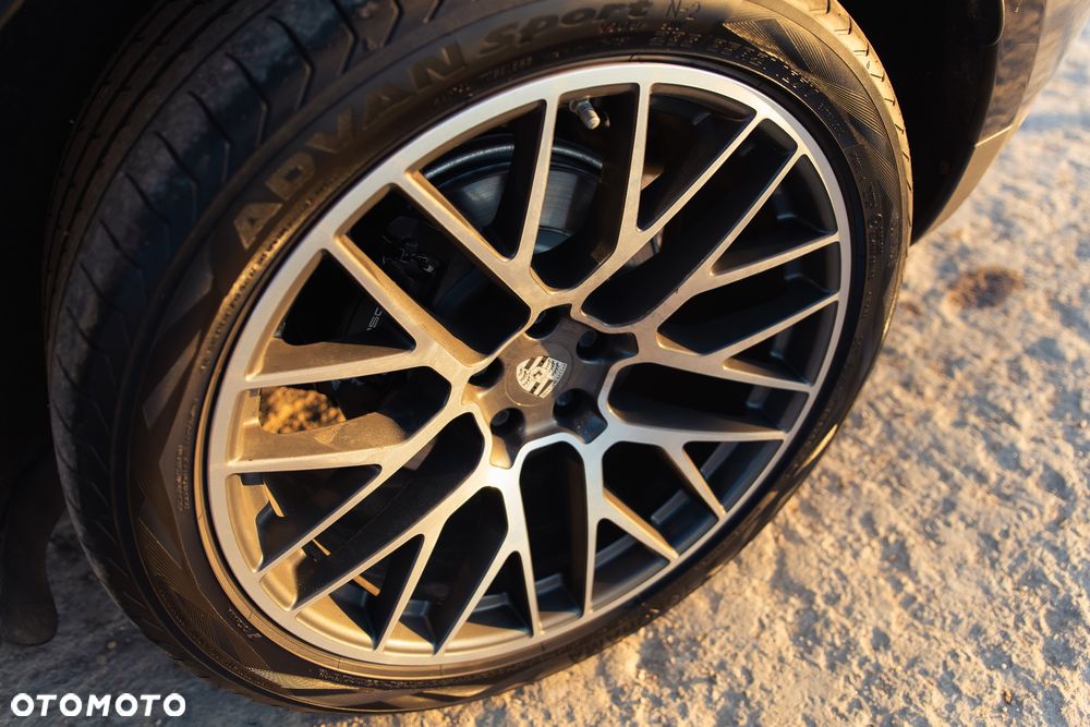 Porsche Macan - 19