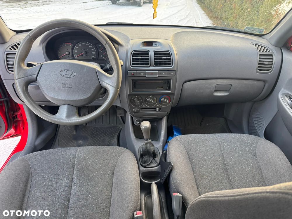 Hyundai Accent 1.5 Active - 7