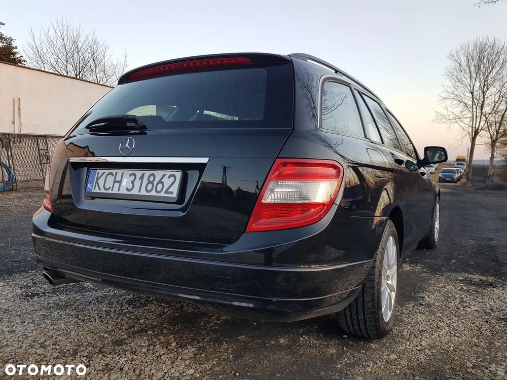 Mercedes-Benz Klasa C 200 T (BlueEFFICIENCY) Avantgarde - 3