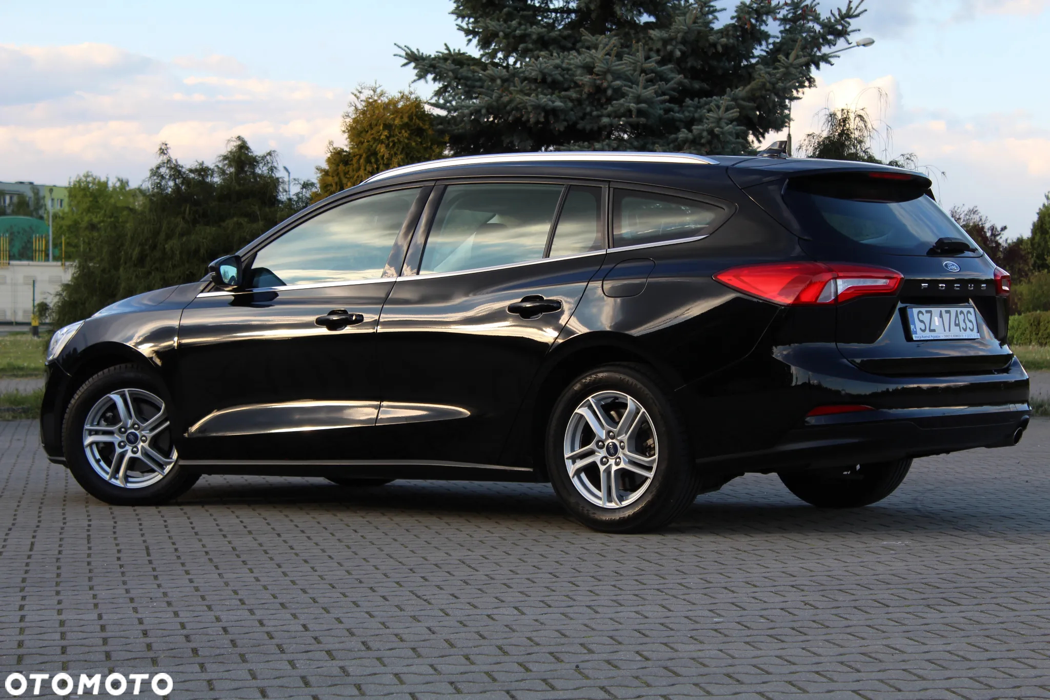 Ford Focus 1.0 EcoBoost Titanium - 11
