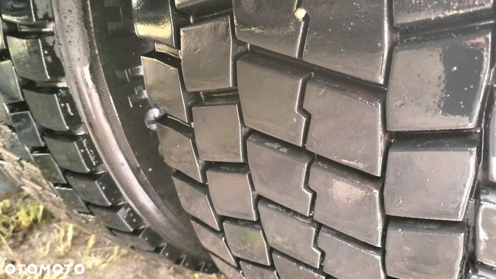 Volvo FM330 6x2 - 12