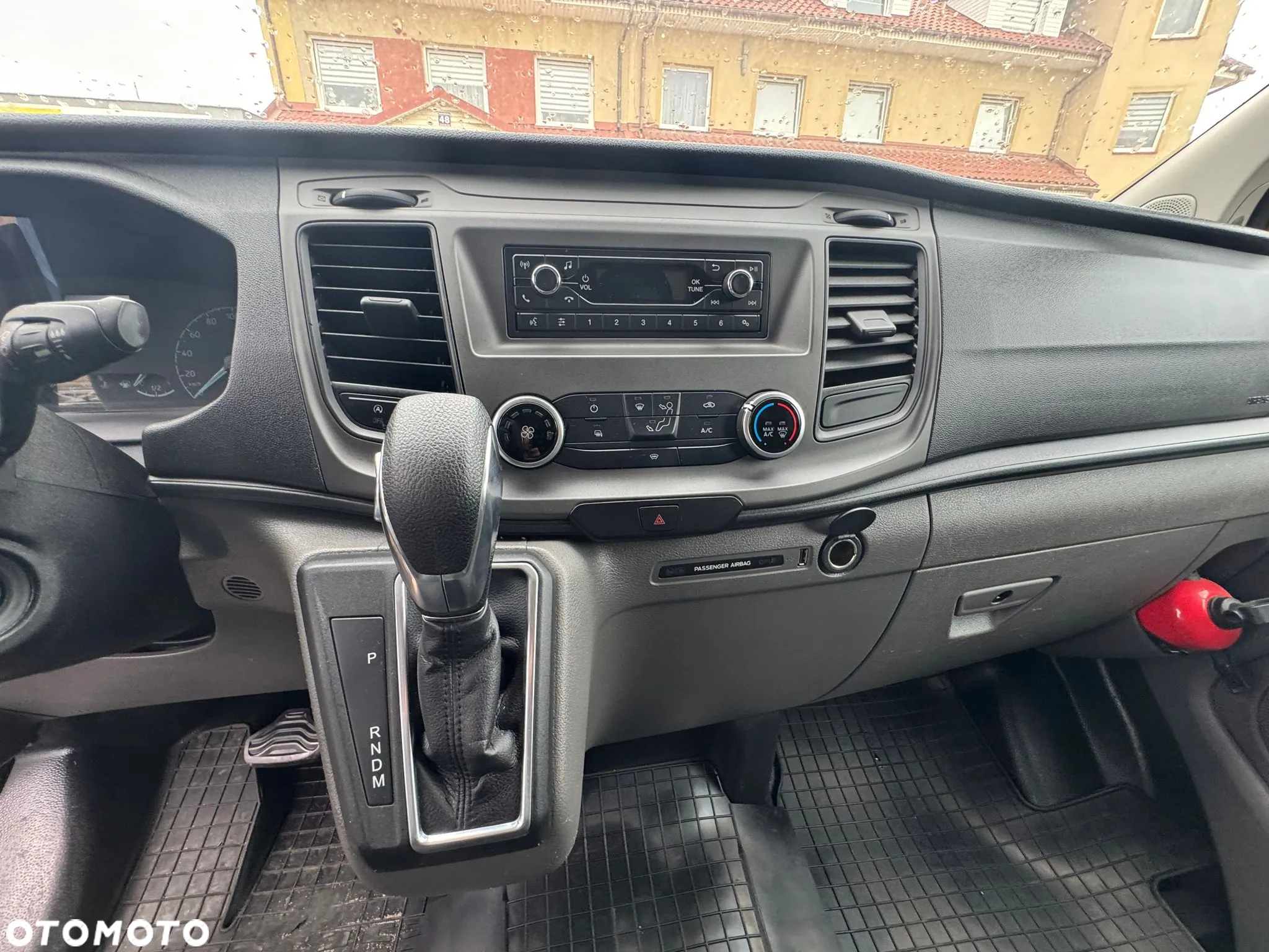 Ford TRANSIT CUSTOM - 7