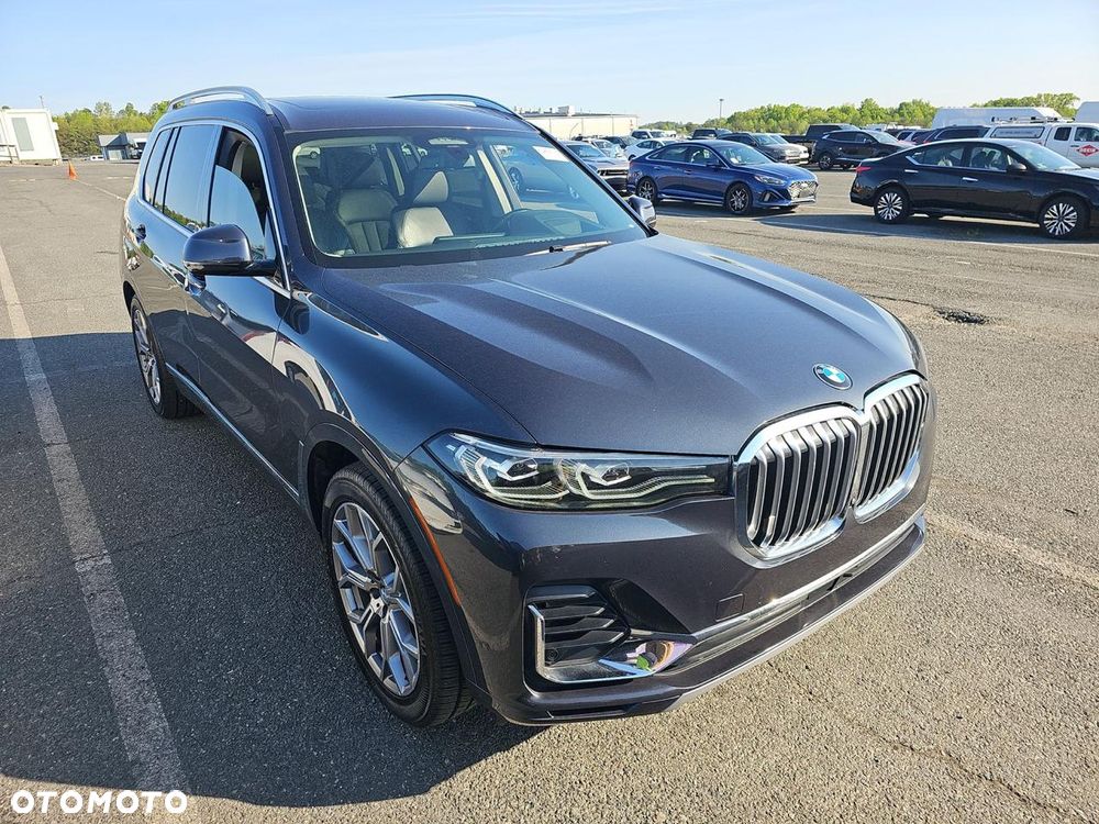 BMW X7 xDrive40i - 3