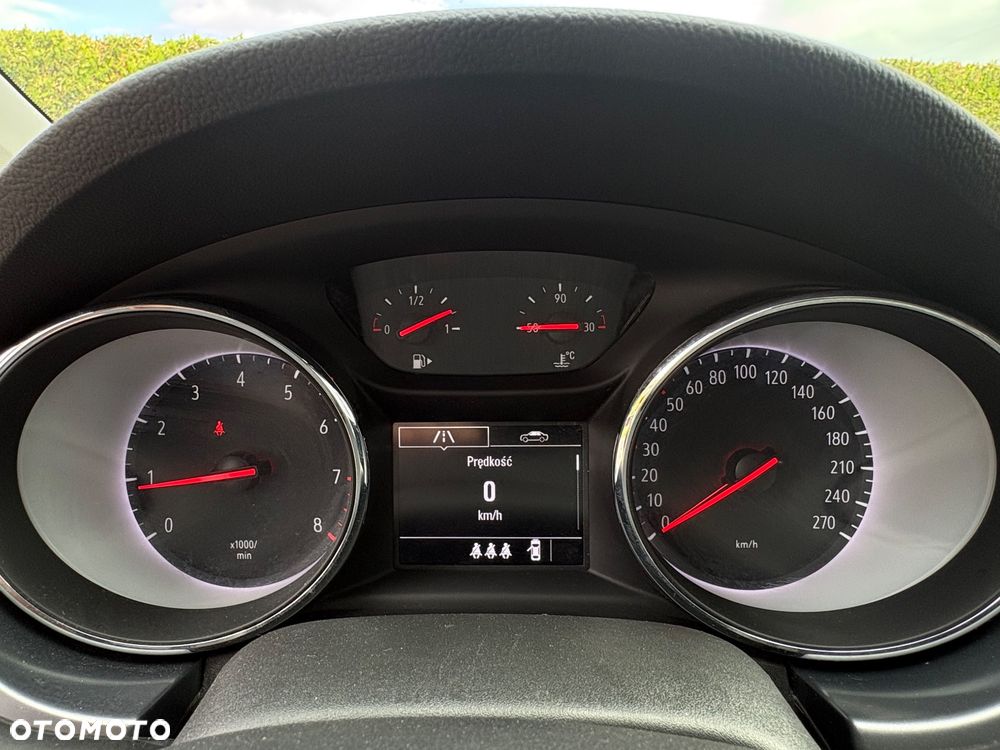 Opel Astra 1.4 T Enjoy - 8