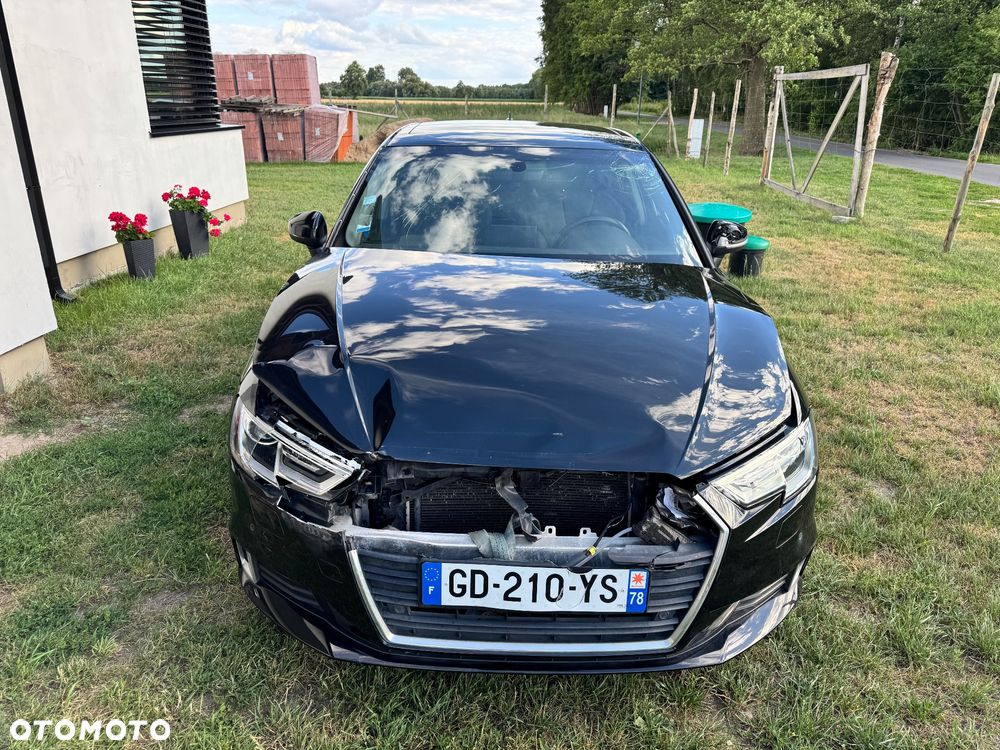 Audi A3 Sportback 35 TFSI cylinder on demand S tronic design - 11