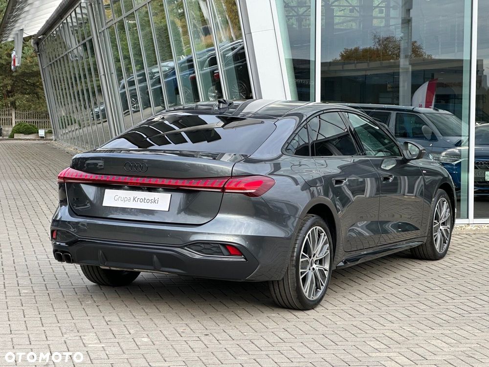 Audi A5 Limousine - 6