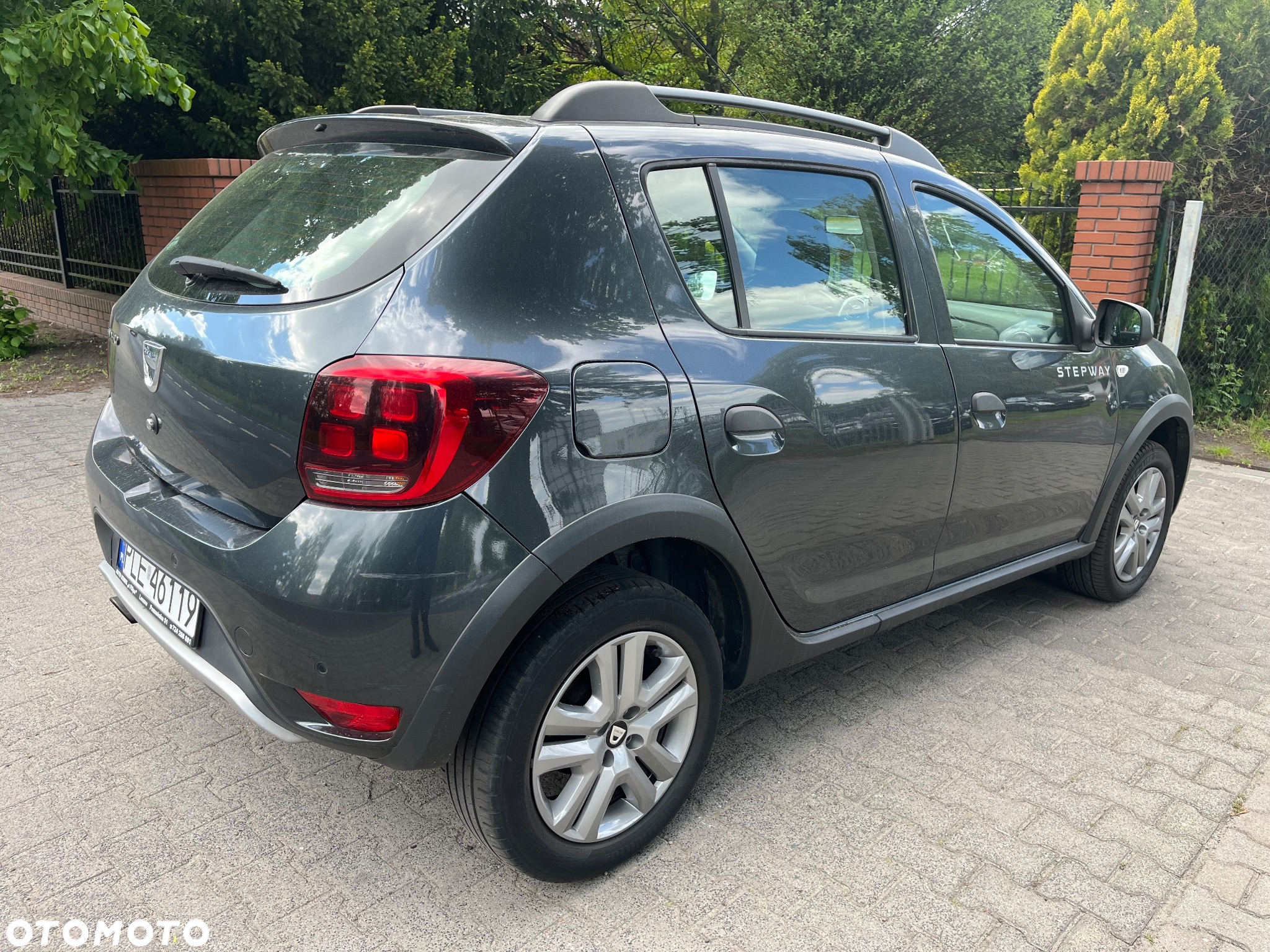 Dacia Sandero 0.9 TCe Laureate - 10