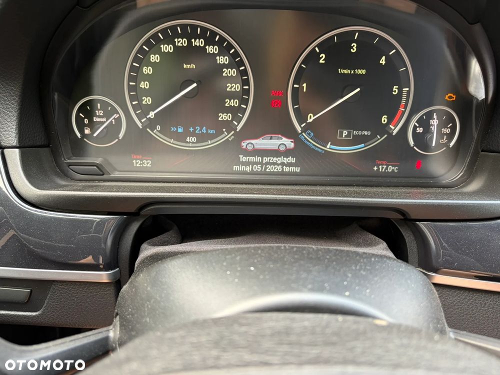 BMW Seria 5 520d - 14