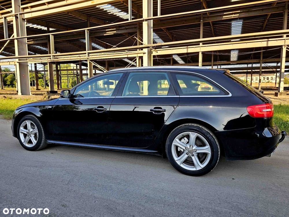 Audi A4 Avant 2.0 TDI DPF quattro Attraction - 8