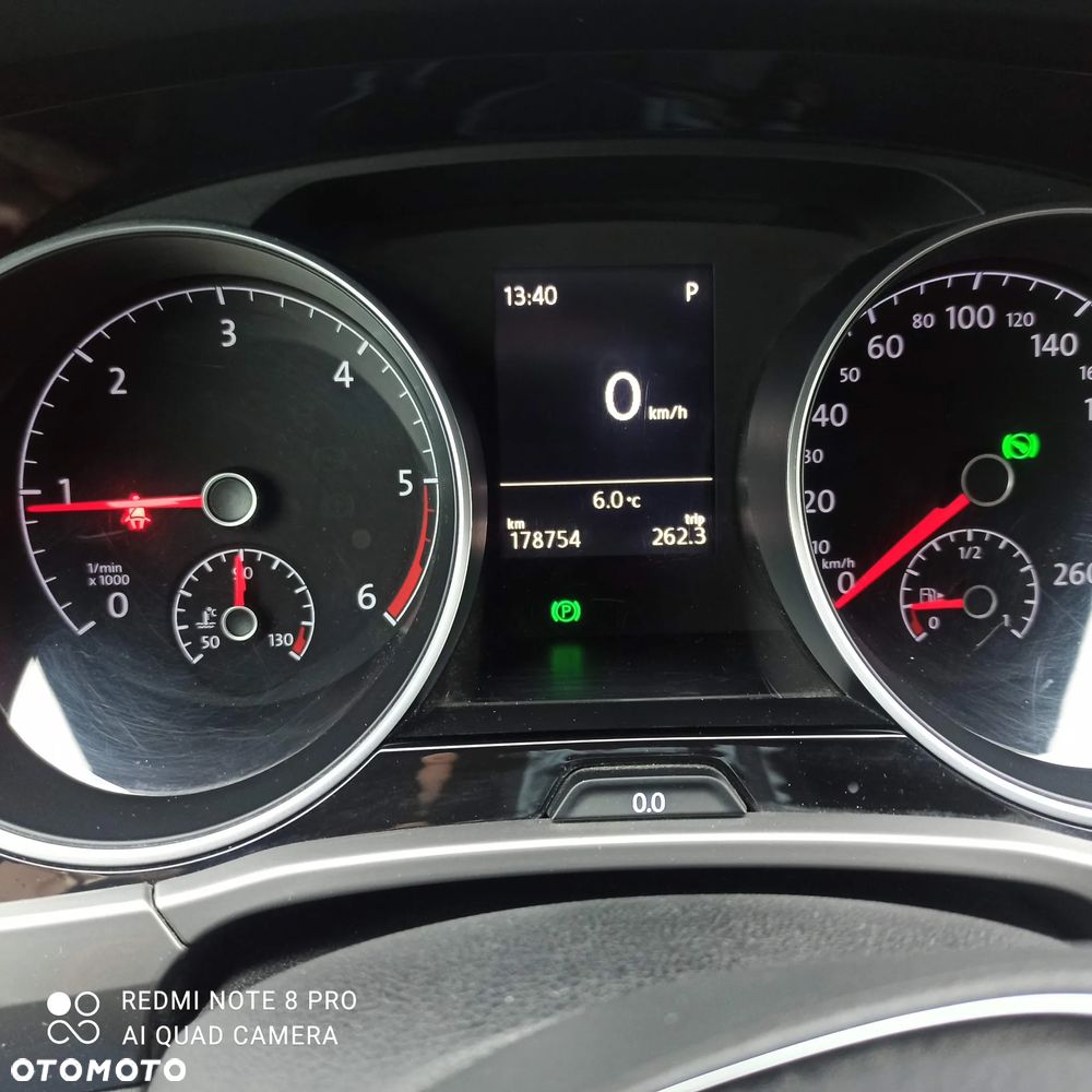 Volkswagen Golf - 16