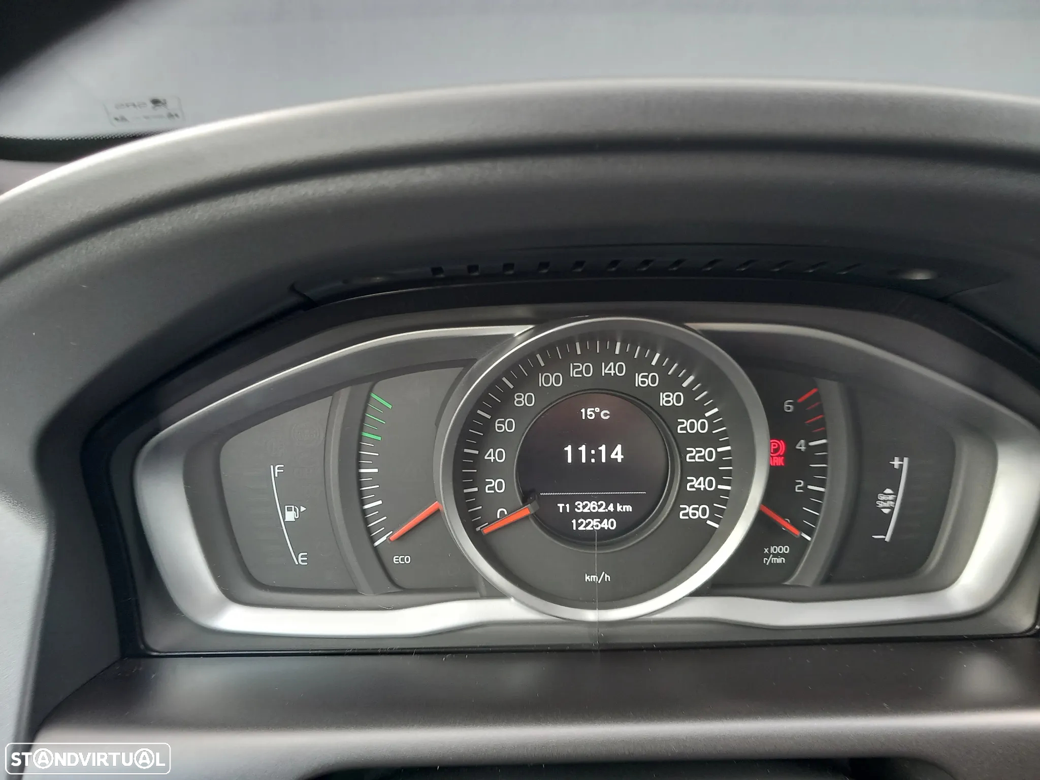 Volvo XC 60 2.0 D4 Momentum - 5