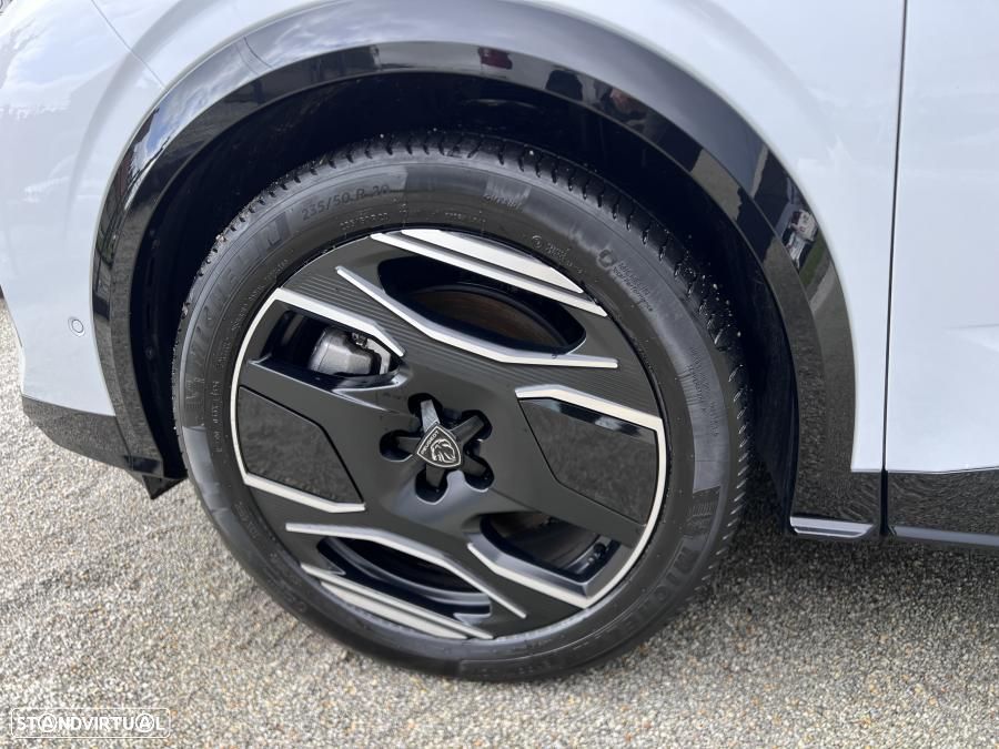 Peugeot E-3008 73 kWh GT - 14
