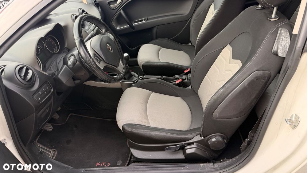 Alfa Romeo Mito - 6