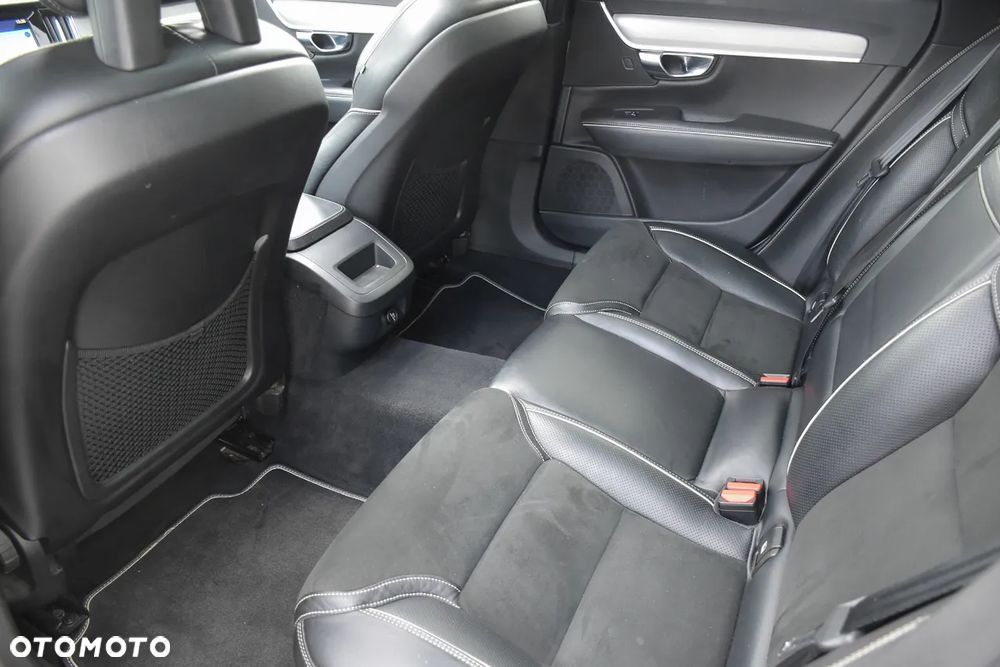 Volvo V90 D4 Geartronic R Design - 36