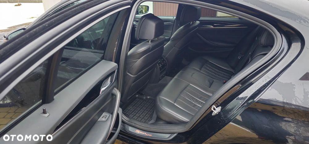 BMW Seria 5 520d xDrive Sport - 14