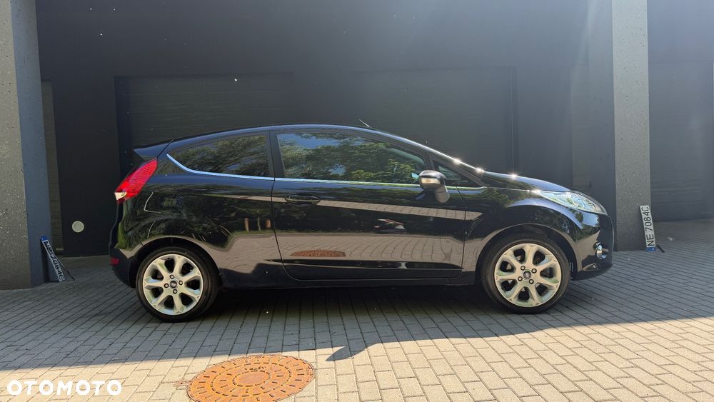 Ford Fiesta - 21