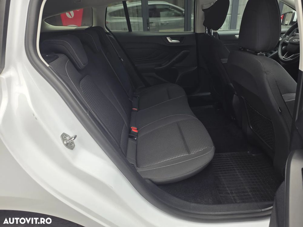 Ford Focus 2.0 EcoBlue Start-Stopp-System Aut. ACTIVE - 13