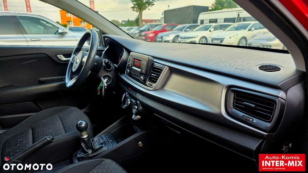 Kia Rio - 36