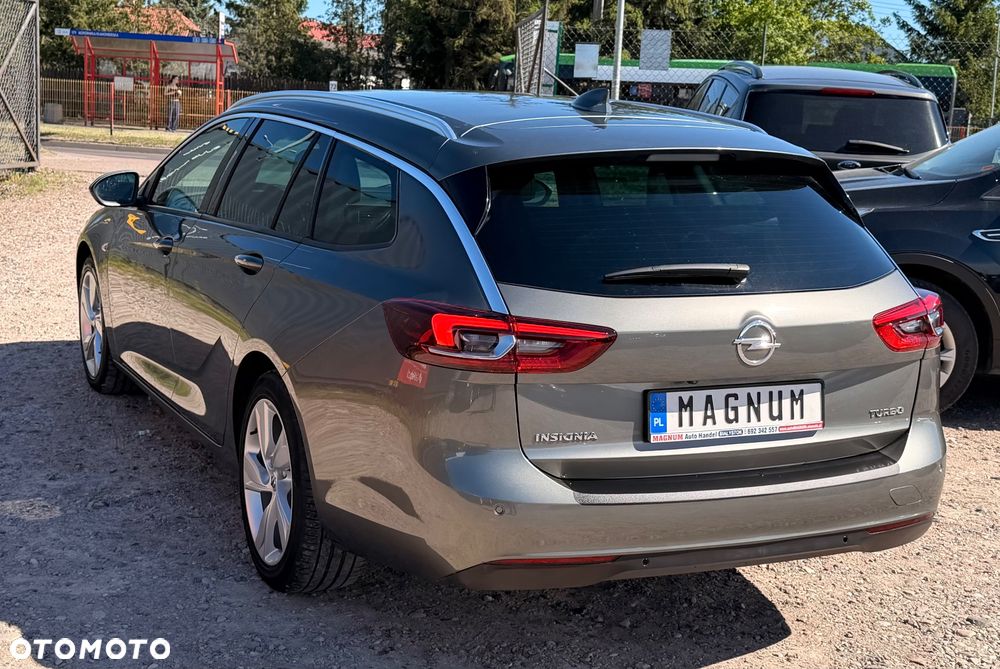 Opel Insignia - 37
