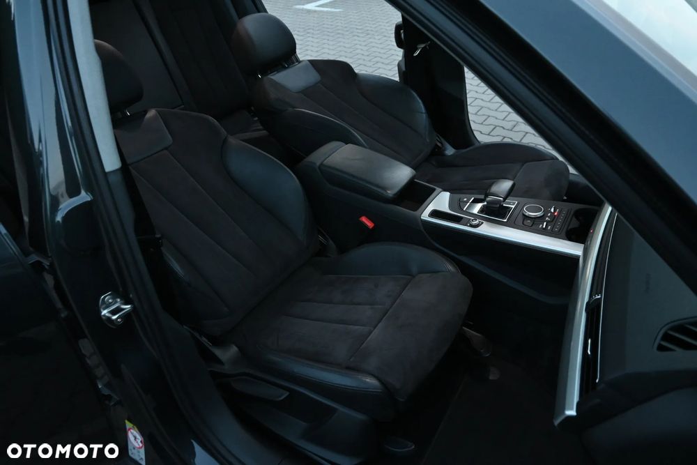Audi A4 Avant - 31