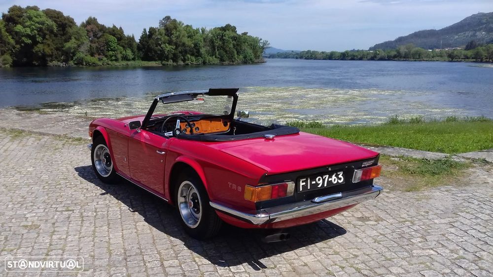 Triumph TR6 - 1
