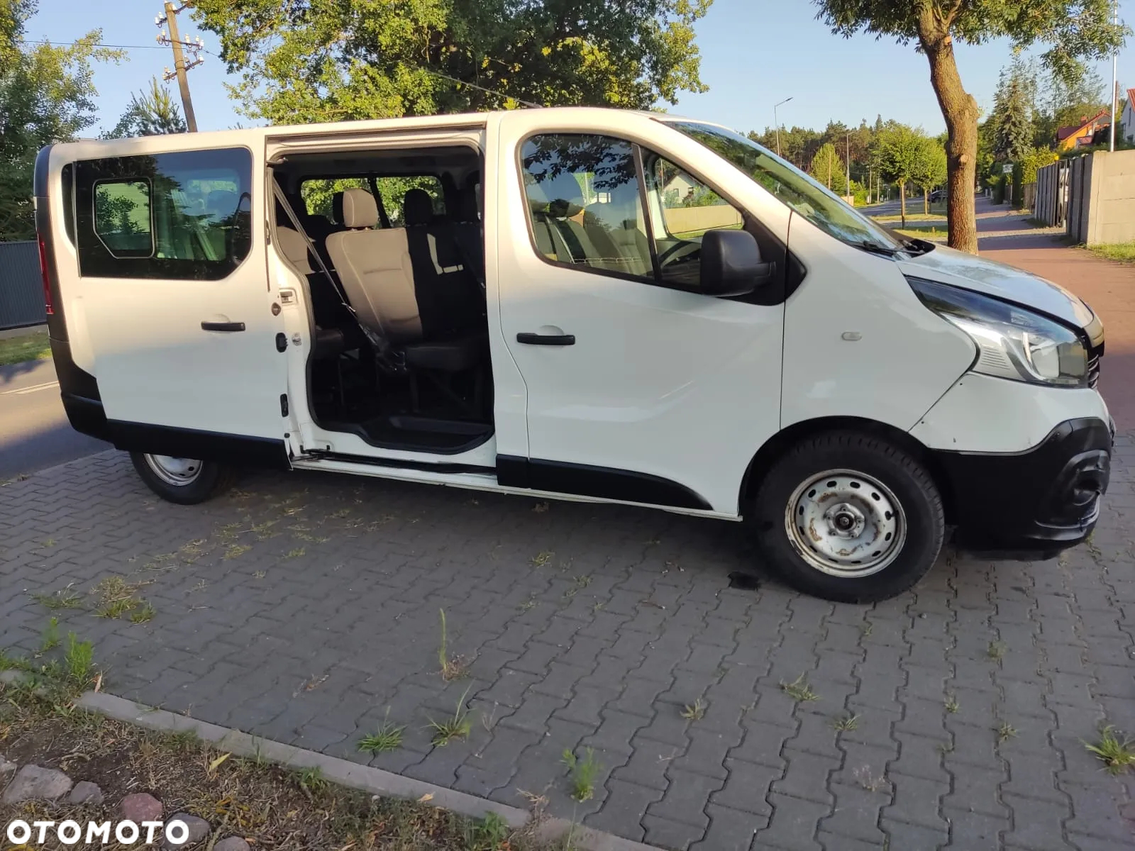 Renault Trafic - 15