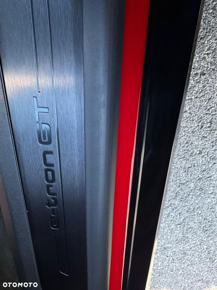 Audi e-tron S Quattro - 21