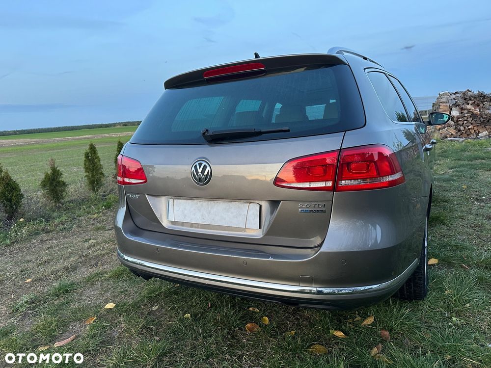 Volkswagen Passat Variant 2.0 TDI BlueMotion Technology Trendline - 4