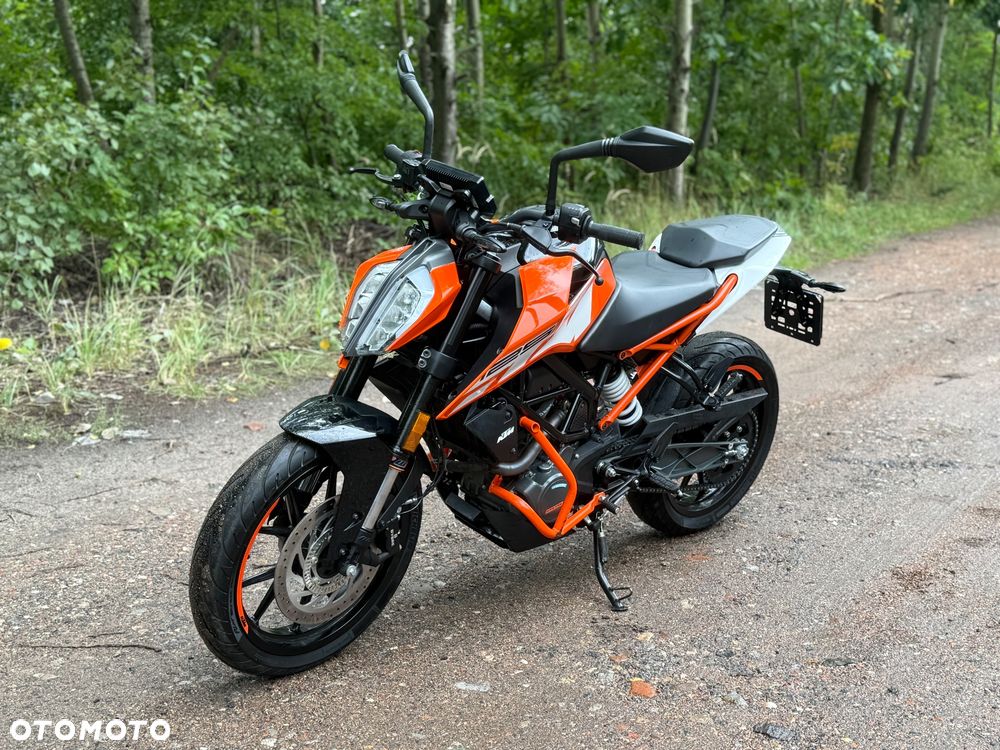 KTM Duke 125