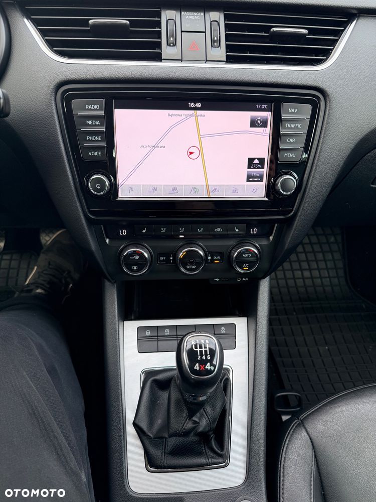 Skoda Octavia 2.0 TDI Green tec 4x4 Elegance - 15