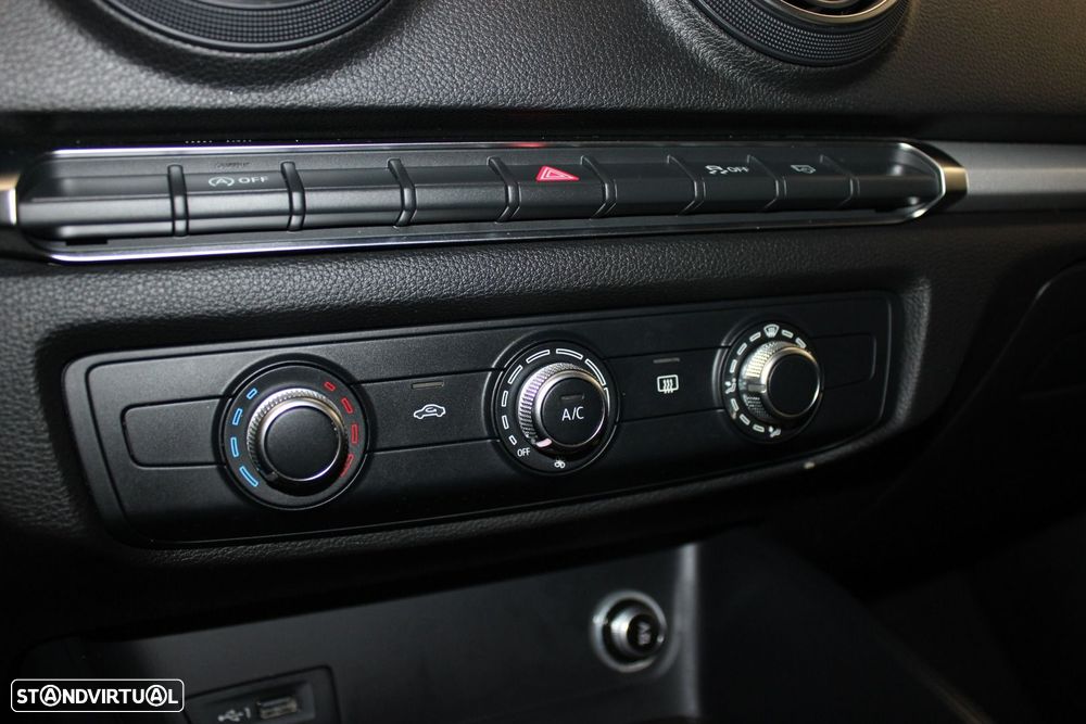 Audi A3 Sportback 1.6 TDI - 17